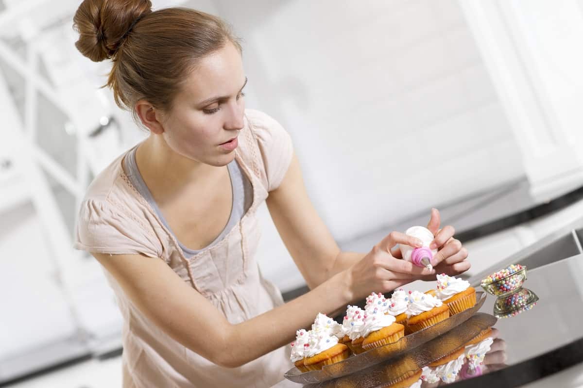 How to Start a Home Bakery and Sell Delicious Treats